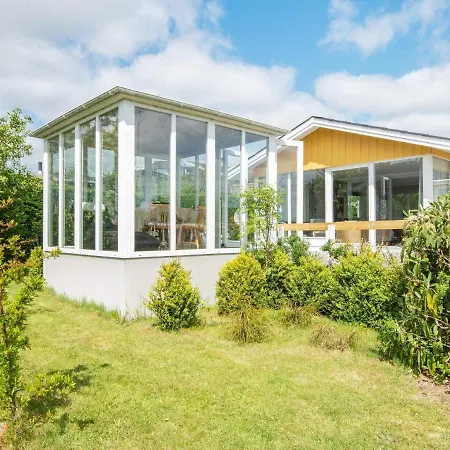 6 Person Holiday Home In Hejls בית נופש *